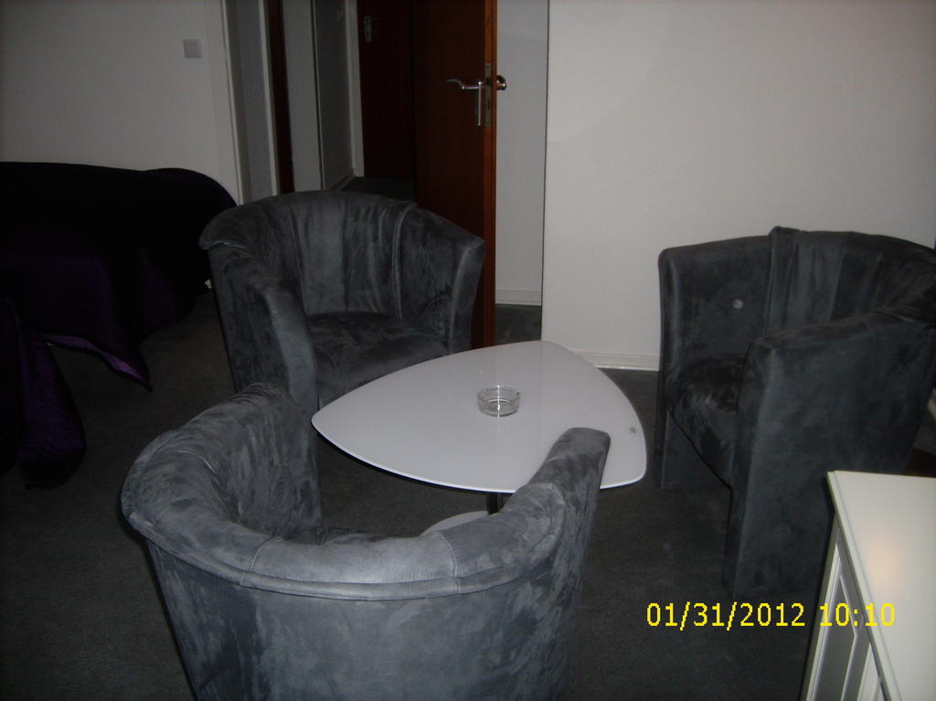 Aparthotel Garni Im Tönnchen Düsseldorf Exterior foto
