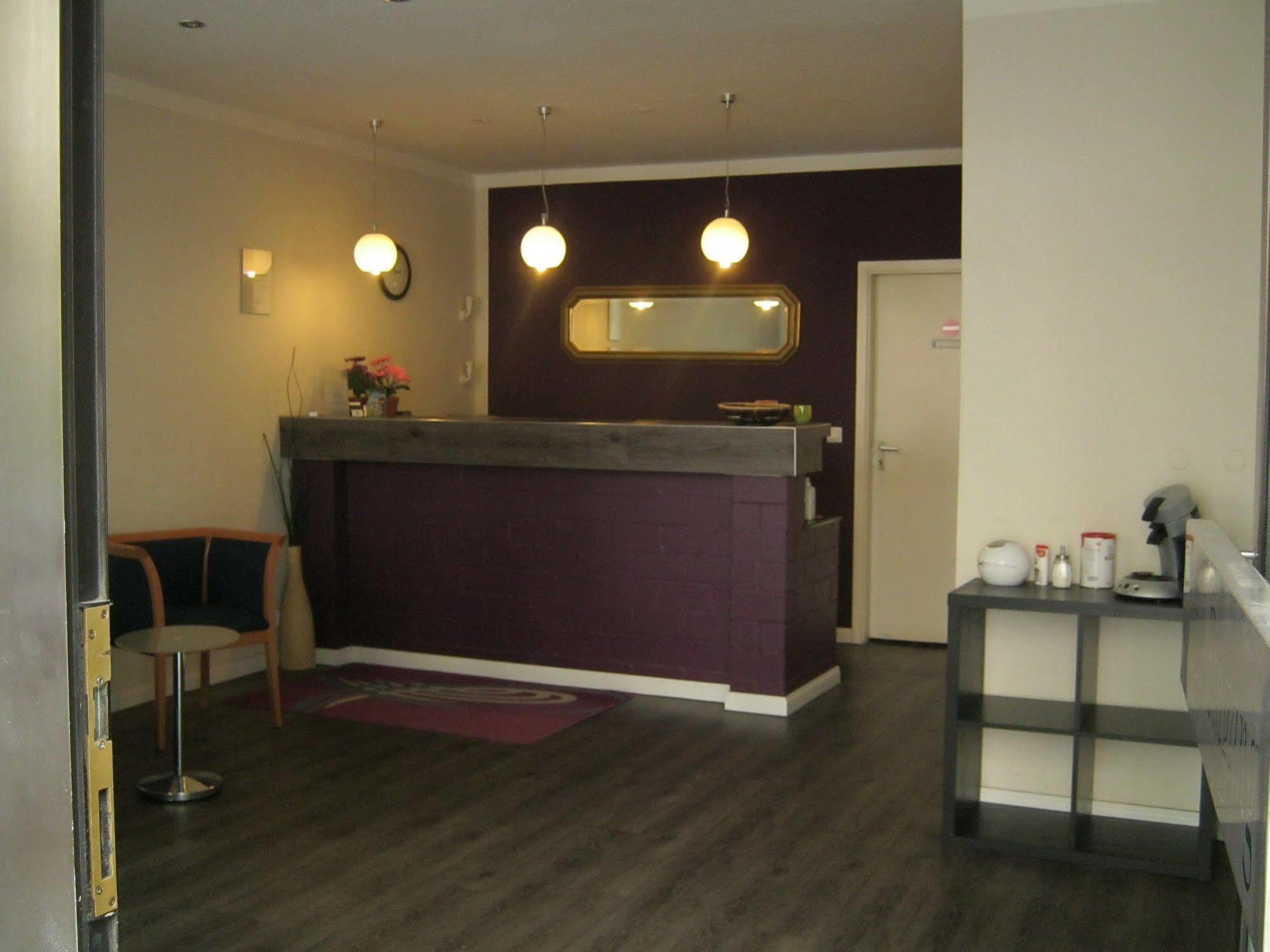 Aparthotel Garni Im Tönnchen Düsseldorf Exterior foto